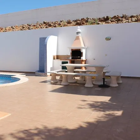Abf55v2 Moradia De Qualidade Com Ac E Piscina Villa *