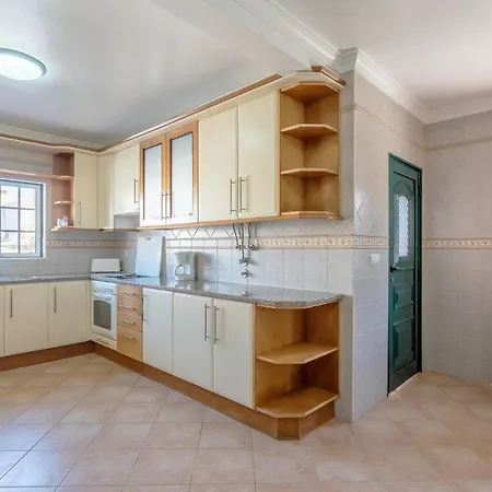 Abf55v2 Moradia De Qualidade Com Ac E Piscina * Albufeira