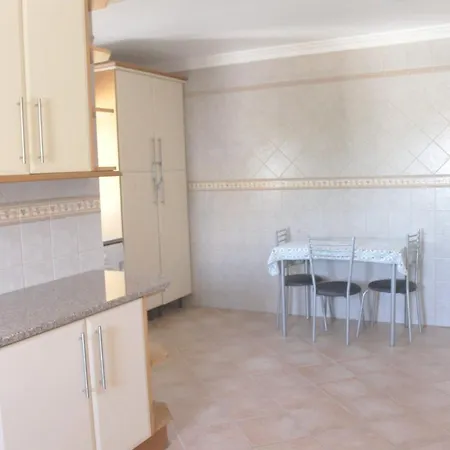 Abf55v2 Moradia De Qualidade Com Ac E Piscina Villa